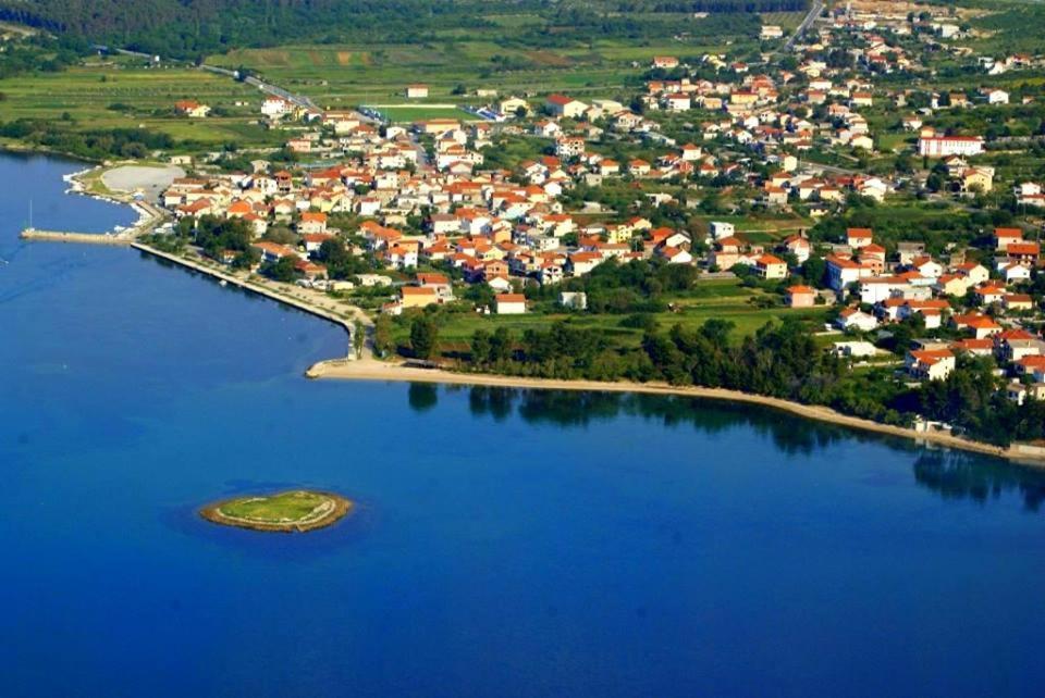 Apartmani Ajp Posedarje Εξωτερικό φωτογραφία