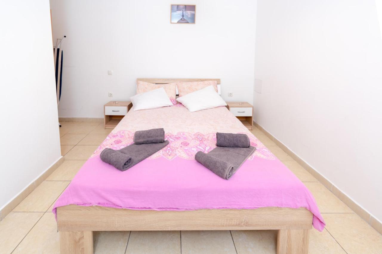Apartmani Ajp Posedarje Εξωτερικό φωτογραφία