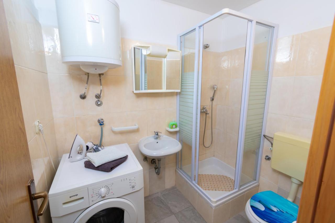 Apartmani Ajp Posedarje Εξωτερικό φωτογραφία