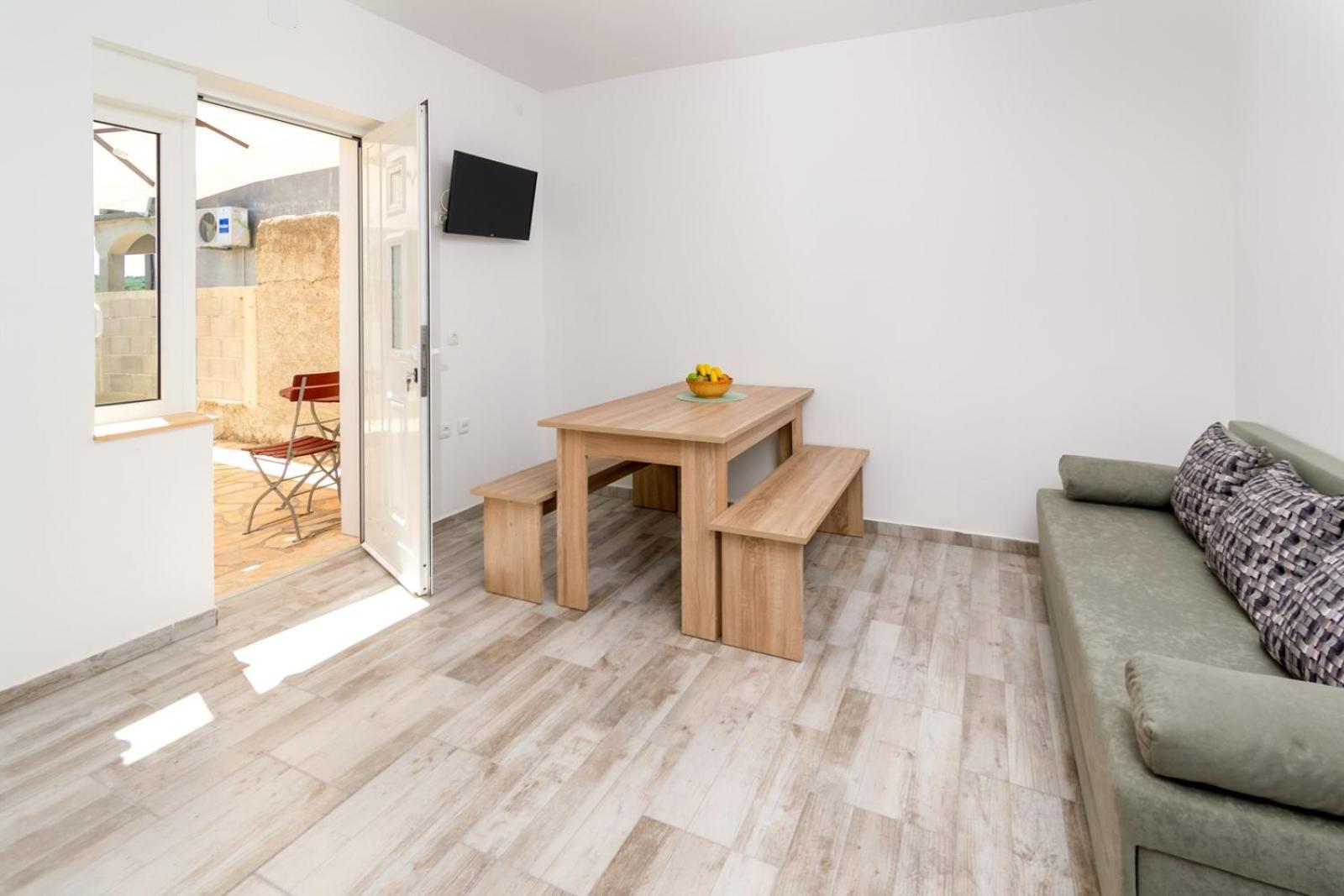 Apartmani Ajp Posedarje Εξωτερικό φωτογραφία